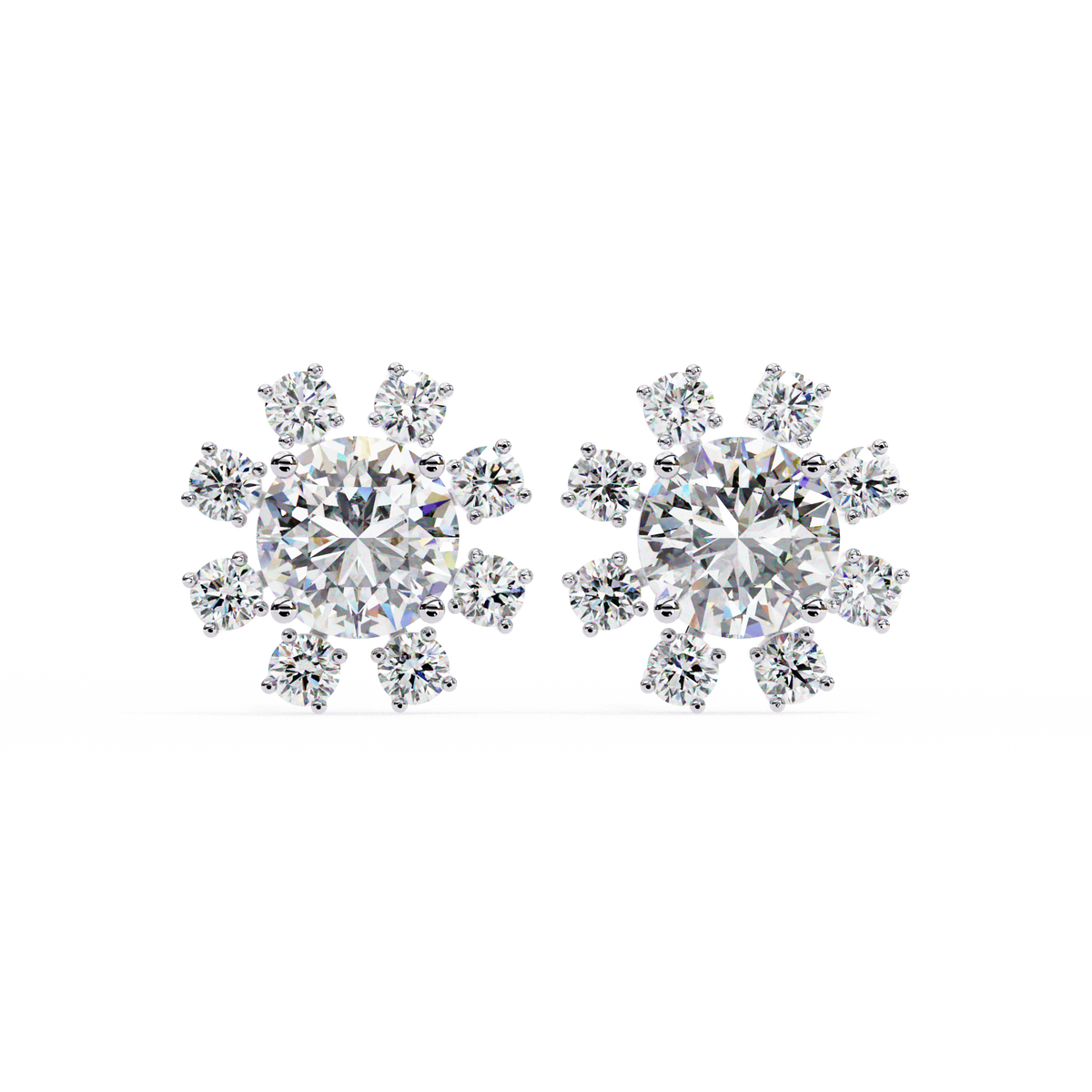 Éclat Fleur Diamond Stud Earrings