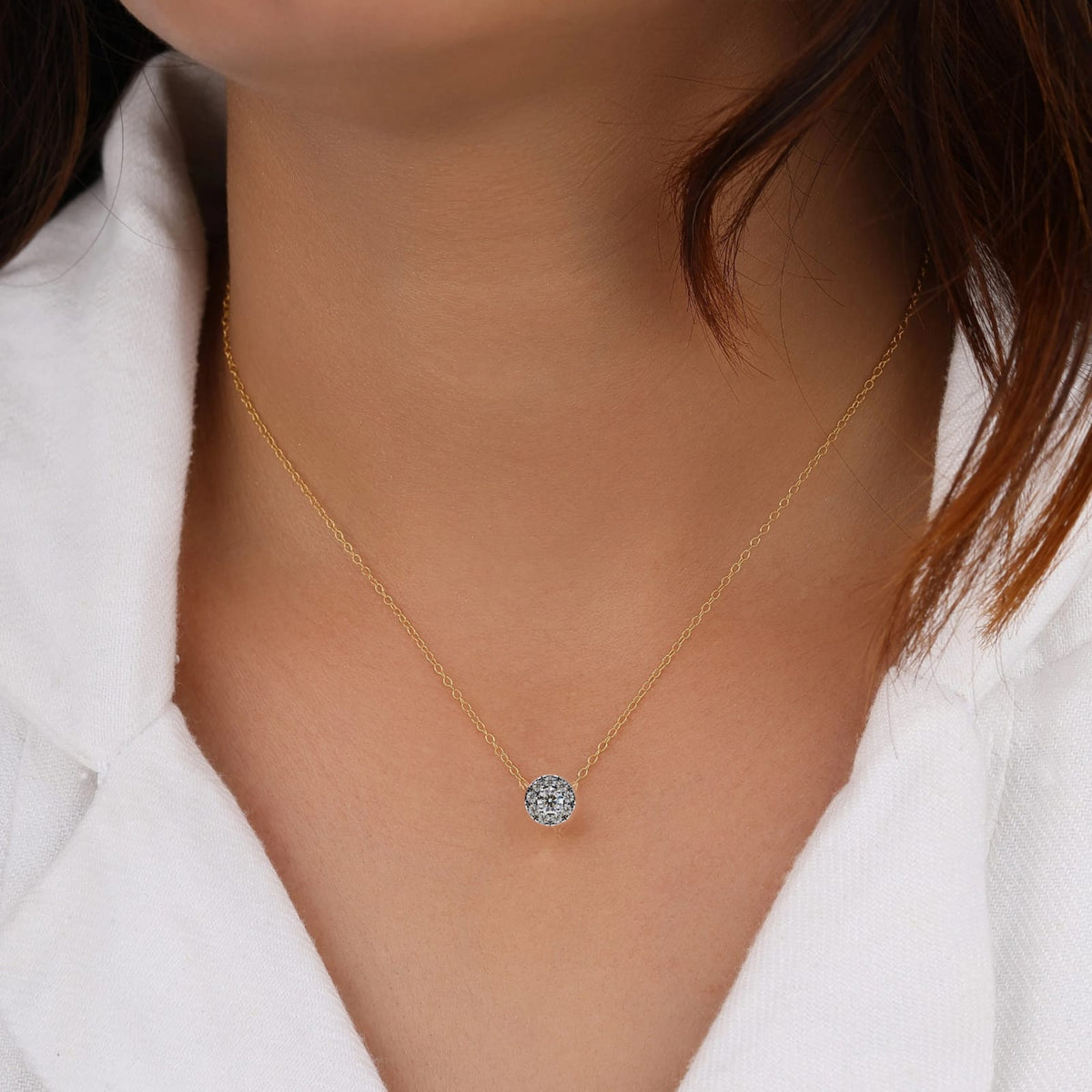 Elegant Crystal Circle Pendant Necklace