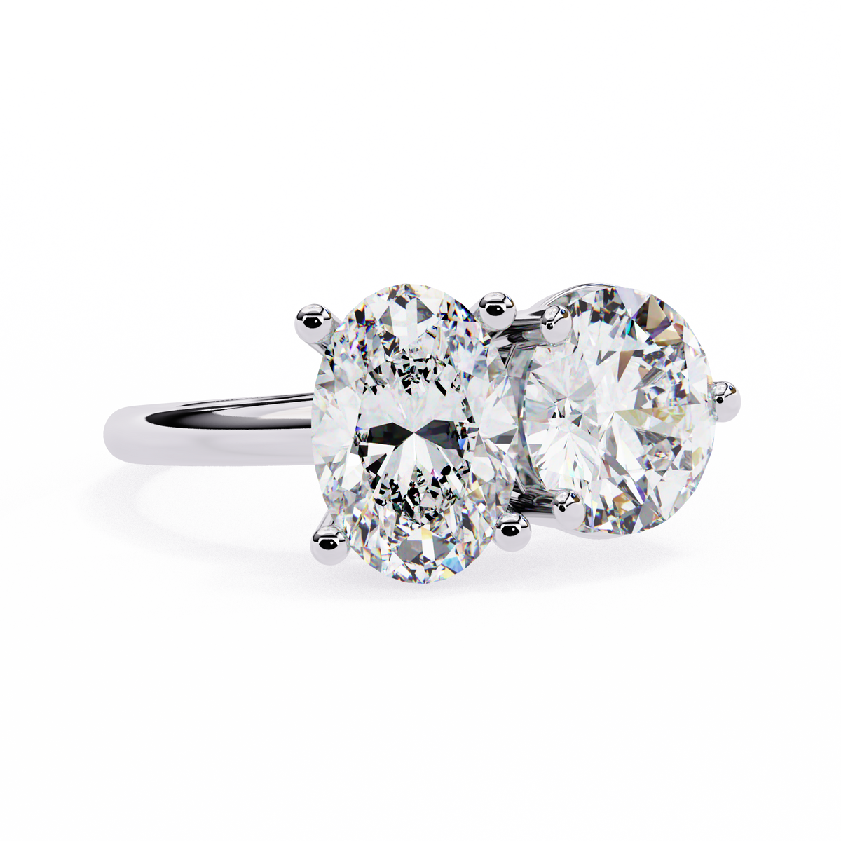 Oval & Round Diamond Toi et Moi Ring